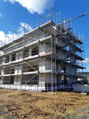 Die Rohbaufertigstellung von 6 modernen Doppelhaushälften in Friedrichsdorf ist erfolgt.