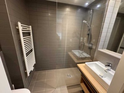 Vollständig renovierte 2-Zimmer-Wohnung mit Balkon und Einbauküche in Ingolstadt