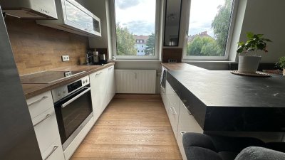 Helle, stilvoll renovierte 3-Zimmer-Wohnung mit Balkon und Tischlerküche in ruhiger Lage in Linz
