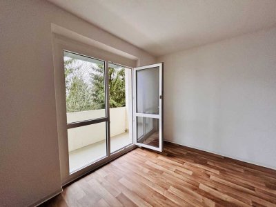 2-Zimmer-Wohnung im Loft-Stil mit offener Küche & Balkon