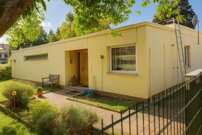RUHIGES WOHNEN AUF EINER EBENE! BUNGALOW MIT HERRLICHEM GARTEN IN TOPLAGE VON BRETZENHEIM