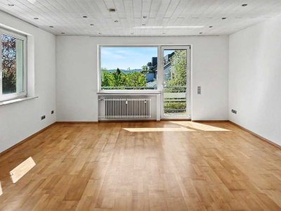 Großzügige 4-Zimmer Mietwohnung mit Balkon im 1. Obergeschoss in Bielefeld-Schildesche