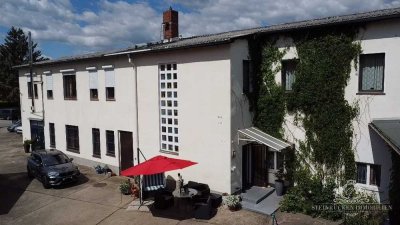 GROßZÜGIGES ANWESEN MIT ENTWICKLUNGSPOTENTIAL IN  DRESDEN