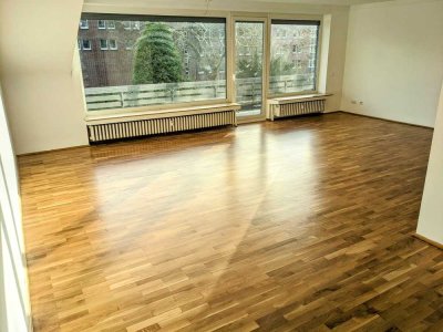 Modernisierte Wohnung mit großem Südbalkon am Theater