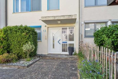 -Reserviert-Wunderschönes Reihenmittelhaus mit Garten