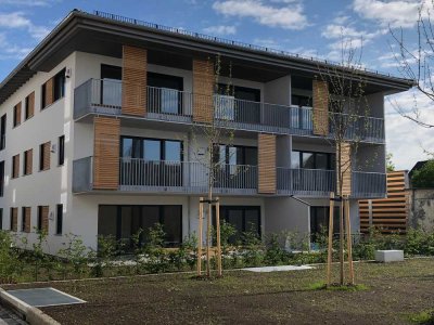 Mit großem Balkon - Attraktive 3-Zimmer-Wohnung in Bad Aibling