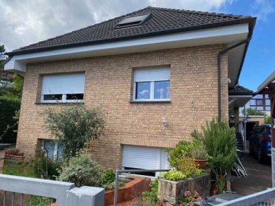 BAD HOMBURG Kirdorf: 5 Zi.-Maisonettewohnung mit Terrasse in ruhiger Wohnlage!