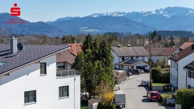 Neuwertiges Flächenwunder mit Alpenpanorama in zentraler Wohnlage