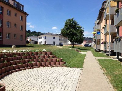 Gepflegte Wohnung mit drei Zimmern sowie Balkon und EBK in Butzbach