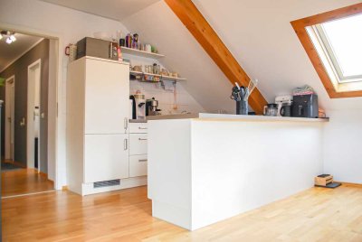 Kapitalanleger aufgepasst: 2,5-Zimmer-Dachgeschosswohnung mit bis zu 5,3 % Rendite im Stadtzentrum
