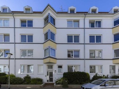 Wir renovieren Sie ziehen ein - Charmante 4-Zimmer-Wohnung in hervorragender Lage in Cuxhaven!