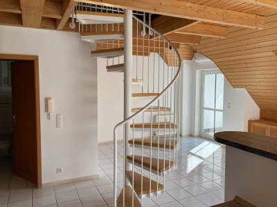Schöne 2,5-Zimmer Maisonette-Wohnung (71m²)