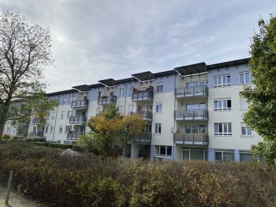 Ideal für Kapitalanleger, gut vermietete 3-Zimmer-DG-Wohnung in Trudering - ohne Makler!