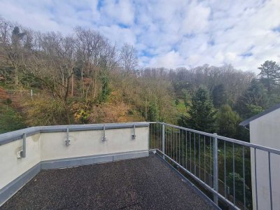 Renovierte 3-ZKB-Dachgeschoss-Wohnung mit Balkon  im Herzen von Baden-Baden