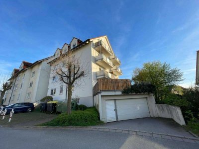 Gemütliche 2-Zimmer-Dachgeschosswohnung mit Balkon in Untersiemau!