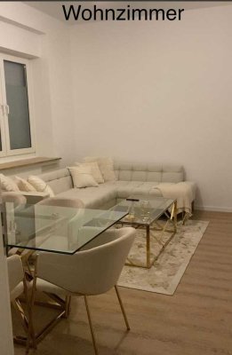 Moderne 3-Zimmer-Wohnung mit EBK in Köln-Zollstock