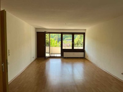 Ab sofort: 3-Zimmer-Wohnung mit Balkon (2.UG) und Einbauküche in Murrhardt zu vermieten!