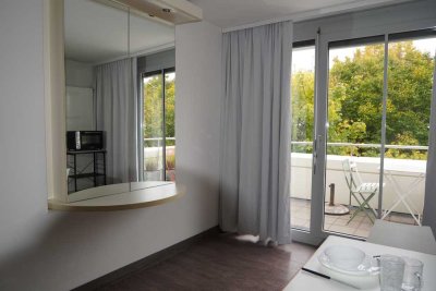 SAM Studio Apartments: Möbliertes 1 1/2 Zimmer Apartment in modernstem Zustand direkt an der Isar!
