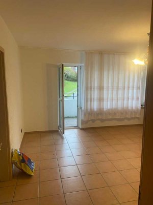 Teilmöblierte Wohnung mit Balkon in Wuppertal-Ronsdorf