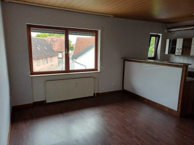 Geschmackvolle 1,5-Zimmer-Wohnung mit EBK in Weiterstadt