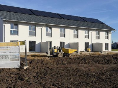 Erstbezug:
Energieeffizientes Reihenhaus zur Miete!