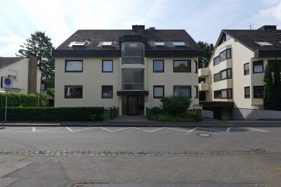 Wohnen in Bestlage – großzügige 2-Zimmer-Wohnung mit Balkon und Tiefgarage in Bonn-Gronau