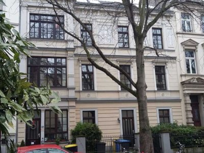 Restaurierter denkmalschützter Stilaltbau: 2-Zi.-Wohnung DG-Wohnung in der Bonner-Südstadt