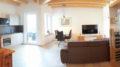 NEUWERTIGE geräumige 3-Zimmer-Terrassenwohnung