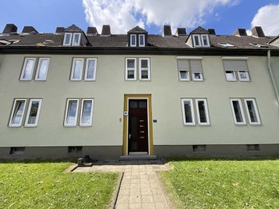 Helle 3 Zimmer-Erdgeschosswohnung mit Tageslichtbadezimmer