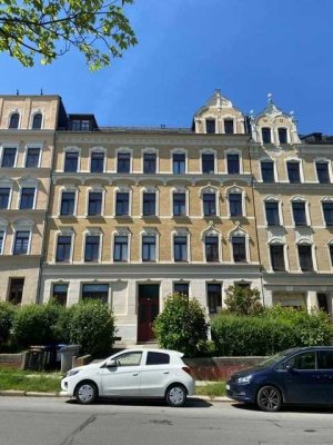 Geräumige 2-Zimmer-Dachgeschosswohnung am Schlossteich