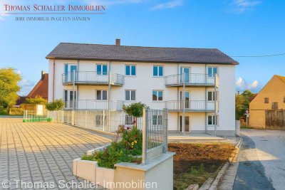 Erstbezug nach Komplettsanierung: 2 ZW im EG mit Terrasse, kl, Garten und 2 Stellplätzen