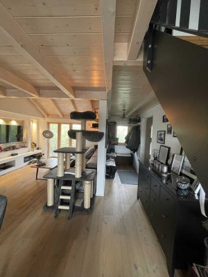 Sanierte 2,5-Zimmer-Wohnung mit Balkon und EBK in Großkarolinenfeld