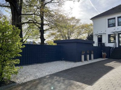 Elegantes Wohnen auf zwei Ebenen mit herrlichem Garten
