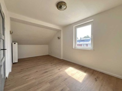 Großes Mehrzimmer-Haus – Ideal für Firmen zur Untervermietung an Studenten/Arbeitern!