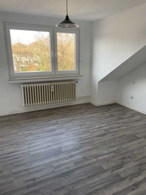 Charmante 2-Zimmer Dachgeschosswohnung in Aachen-Laurensberg