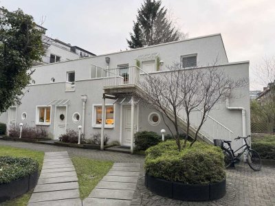 PROVISIONSFREI für den Käufer - 2,5 Zimmer-Stadthaus im Hinterhof mitten in der Schanze