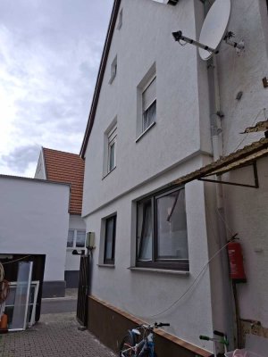 Günstiges 4-Zimmer-Einfamilienhaus in Schaafheim