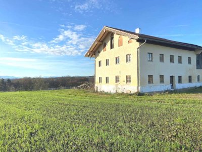 idyllisches Sacherl in Alleinlage mit Bergblick und 13 Hektar Umland