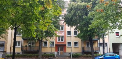 Zentrale 2-Raum Wohnung im Grünen mit Balkon