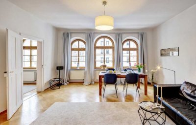 Lehel Isartor. Zentrale Bestlage. Neu, exklusiv möblierte 3,5 Zimmer mit großem Gemeinschaftsgarten.