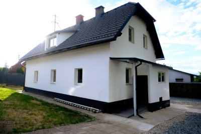 Vollständig generalsaniertes Wohnhaus mit genehmigtem Erweiterungsprojekt