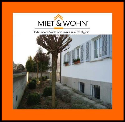 ***Gepflegte DG-Wohnung mit herrlichem Sonnen-Balkon***Kurze Wege zur U-Bahn***