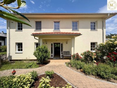 Stilvolle Villa mit mediterranem Charme und herrlicher Aussicht