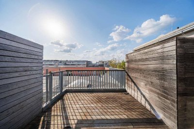 Sehr helle und klimatisierte DG Wohnung mit schöner Terrasse und Fernblick!!!