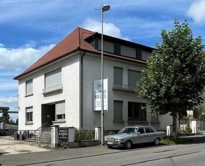 Villenähnliches Haus in Völklingen – Büro/Praxis- und Wohnräume in perfekter Kombination