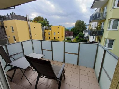 Gmunden: Äußerst gemütliche, teilmöblierte Wohnung mit Balkon im 1. OG in Seenähe!