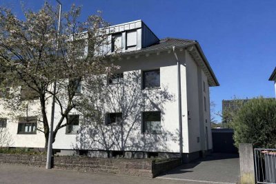Beletage: 3-Zimmerwohnung auf Neubauniveau mit Genießerbalkon, KA Weststadt
