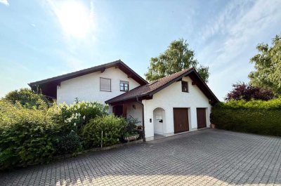 Zweifamilienhaus mit Weitblick - Selbstnutzung und Kapitalanlage in Einem
