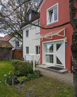 Exklusive 3-Zimmer-DG-Wohnung mit gehobener Innenausstattung mit Balkon in Petershausen