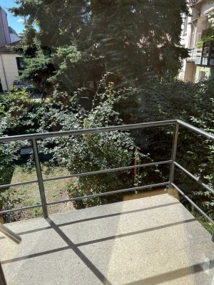 Exklusive 2,5-Zimmer-Wohnung in zentraler Lage